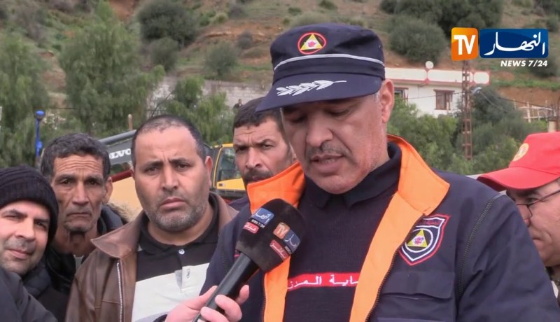 البويرة/ العثور على معطف عون الحماية المدنية المفقود..وعملية البحث متواصلة