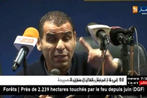 رئيس الفاف خير الدين زطشي يعطي إشارة إنطلاق البطولة الولائية لمدينة سطيف