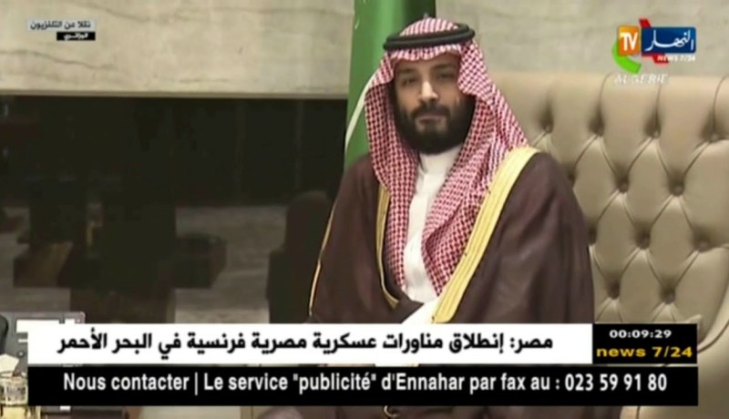 ولي العهد السعودي يستقبل الوزير الأول “أحمد أويحيى” بمقر إقامته بالعاصمة