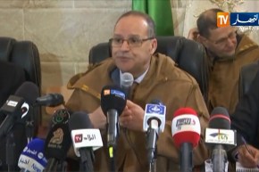 وزير الفلاحة يستمع ويرد على إنشغالات المواطنين