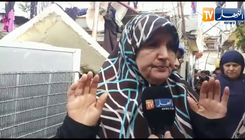 شاهد..سقوط منزل بحي “المخباط” وسط مدينة البليدة يؤدّي إلى وفاة كهل !!