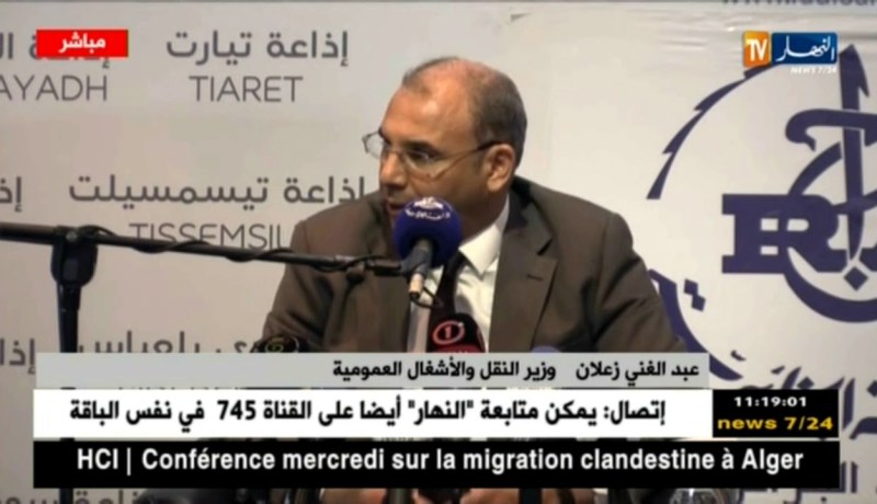 وزير النقل و الأشغال العمومية “عبد الغني زعلان” ضيف منتدى الإذاعة الوطنية