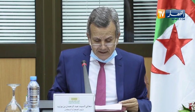 وزير الصحة يدعو المواطنين للتلقيح للقضاء على وباء كورونا بصفة نهائية