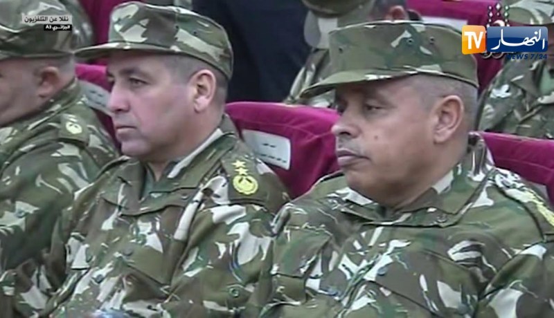 دفاع: الفريق أحمد قايد صالح يواصل زيارته للناحية العسكرية الرابعة