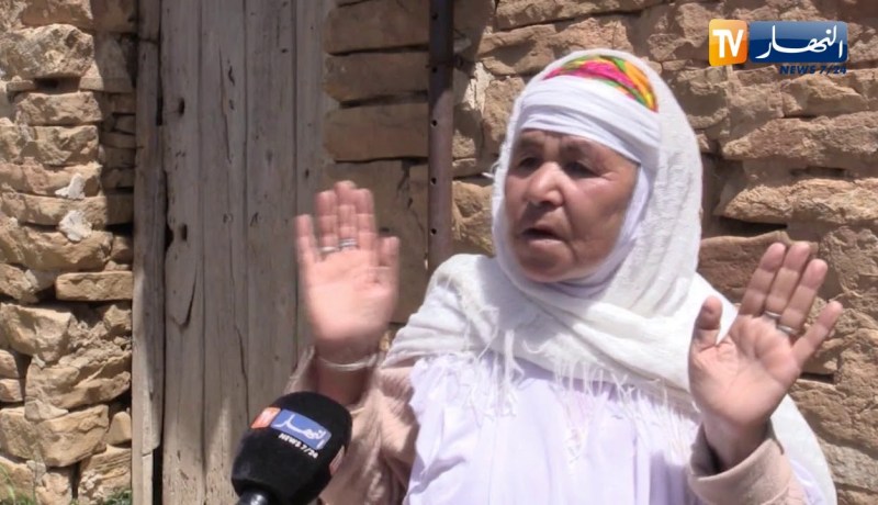 تيسمسيلت: جدة وأحفادها..لاجئون فقدو حقهم في السكن