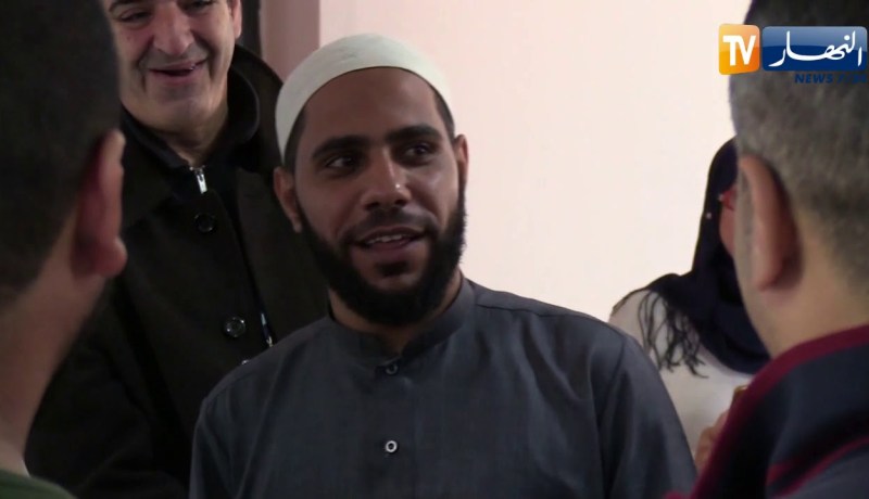 الداعية “محمود الحسنات” ضيف الجزائر في زيارة لمجمع النهار