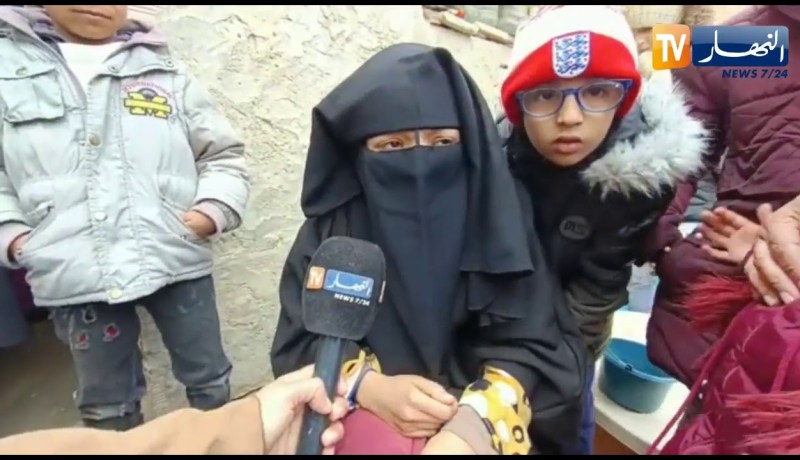 “أخت الطالبة نصيرة بكوش متأثرة ..” هدرت مع ختي قبل ماتموت بساعة في الفايسبوك