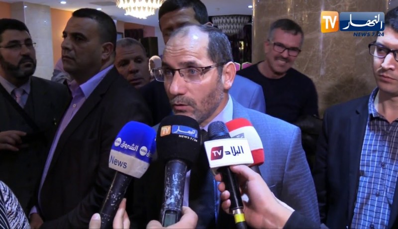 عبد الرزاق مقري يرفض الإقرار بفشل مبادرة التوافق الوطني