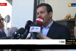 وزير التجارة يقف على مدى الإلتزام بالمداومة يومي العيد