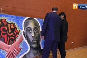 الوزير حطاب يبرز هوايته في الرسم