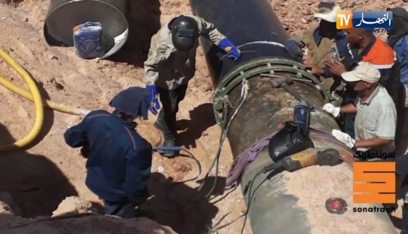 سوناطراك : تواصل عمليات الصيانة والتلحيم لأنبوب النفط OK1 بالوادي