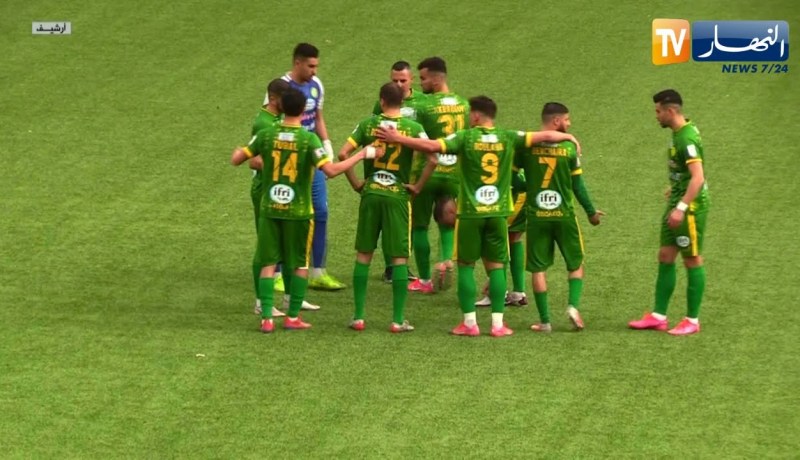 شبيبة القبائل تتأهل إلى نهائي كأس الرابطة على حساب وداد تلمسان