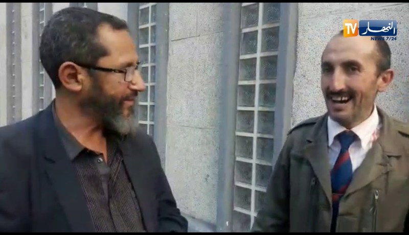 حوار بين إمام راغب في الترشح ومن إدعى انه الإمام المنتظر “سقساه على أركان الاسلام ما عرفهومش”