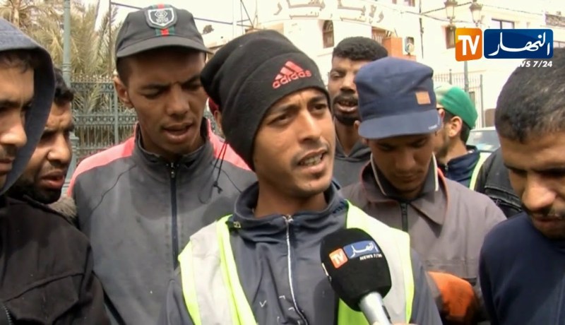 بشار: أحياء وشوارع المدينة تغرق في النفايات بسبب إضراب عمال النظافة