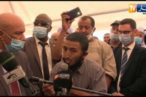 “..أدرار: هذا ماقاله أحد الفلاحين الشباب لوزير الفلاحة.. “راني قريب نهبل ماعنديش تريسيتي