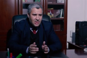 زاوية الظل: المتاجرة بالقرآن..تأتيكم يوم الخميس على الساعة 22:15