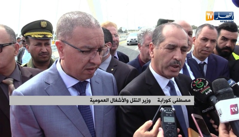 العاصمة/ وزير الأشغال العمومية والنقل يشدد على ضرورة إستكمال المشاريع في وقتها