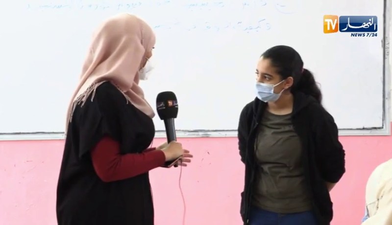 “أستاذة :” قدمنا الدرس الإفتتاحي والذي كان موضوعه  حول  كورونا