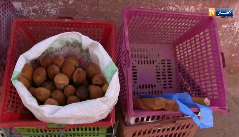 أدرار: أزمة خبز في أولى أيام شهر رمضان وسعر الخبزة الواحدة ب 15 دج