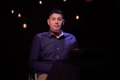 أحمد أويحيى يعزي عائلة الفقيد يزيد آيت حمداش