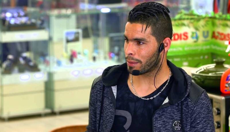 اللاّعب “بلايلي” يتعرض لسرقة 580 مليون في صفقة لشراء “أودي” بسيدي يحيى