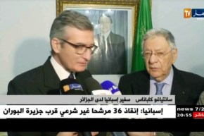 ولد عباس يستقبل بمقر الأفلان سفير كل من دولة إسبانيا و كوبا