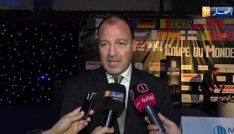 حطاب: سيتم تسليم ملعبي وهران وتيزي وزو قريبا.. وملعب براقي سيعرف بعض التأخر