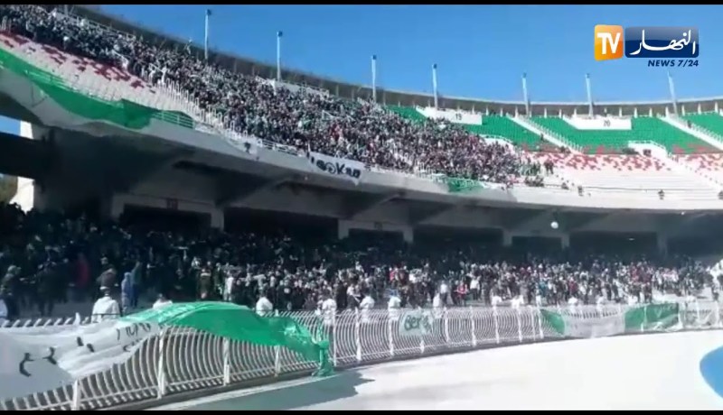 أنصارإتحاد البليدة يصنعون أجواء رائعة قبل المباراة