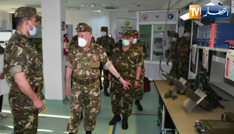 الفريق شنقريحة في زيارة عمل إلى مؤسّسة قاعدة المنظومات الإلكترونية بسيدي بلعباس