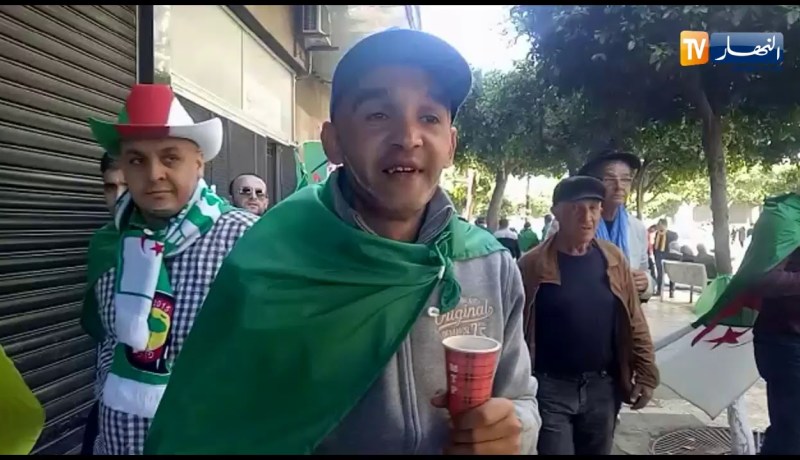 العاصمة/ مسيرات سلمية للجمعة السادسة..والشعب تحت كلمة واحدة “جينا نحررو البلاد”