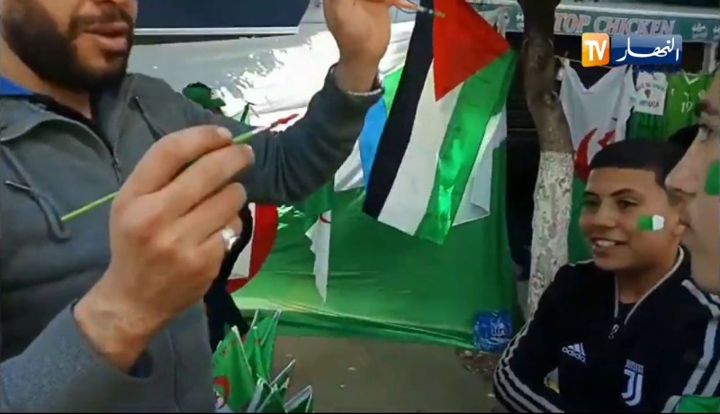 شاهد..االعلم الجزائري في وجوه الأطفال