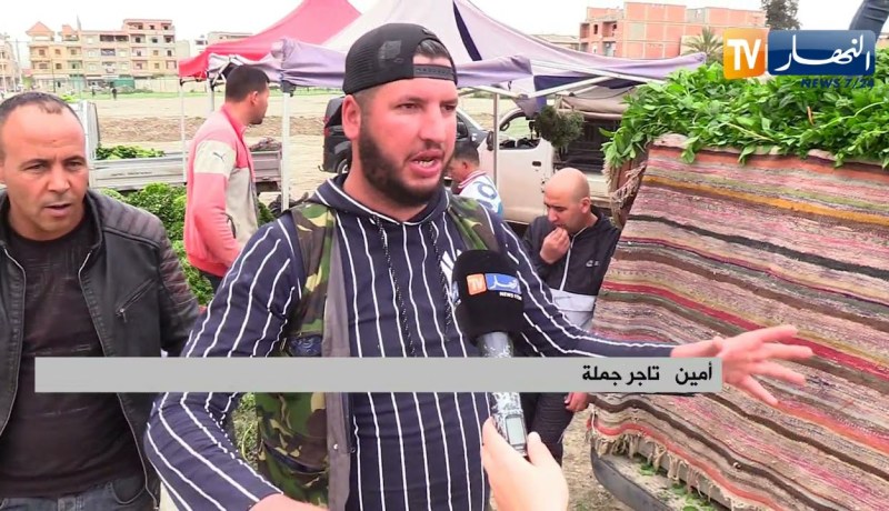 مجتمع: “سوق الحشيش” ببوقرة  قبلة التجار من مختلف ولايات الوطن