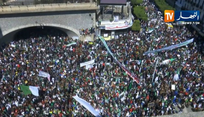 وعي وطني منساق في إتجاه واحد…”التغيير السلمي لنظام فاسد”