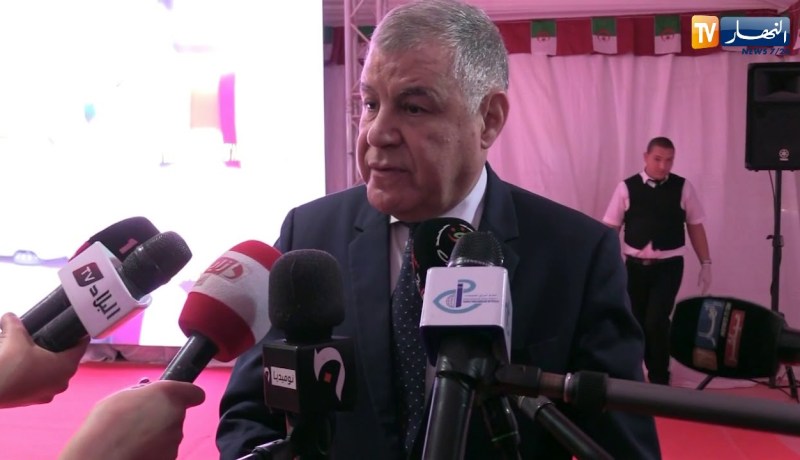 قيطوني : “البلاد هدفها صناعة الألواح الشمسية محليا وليس إستيرادها من الخارج فقط !! “