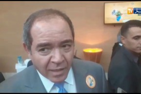 وزير الخارجية “صبري بوقادوم” ينفي إعتقال برلمانية فرنسية في مظاهرات ببجاية