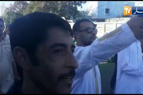 تندوف: خروج المئات من المواطنين للجمعة السادسة بساحة الحرية مطالبين بتغيير النظام