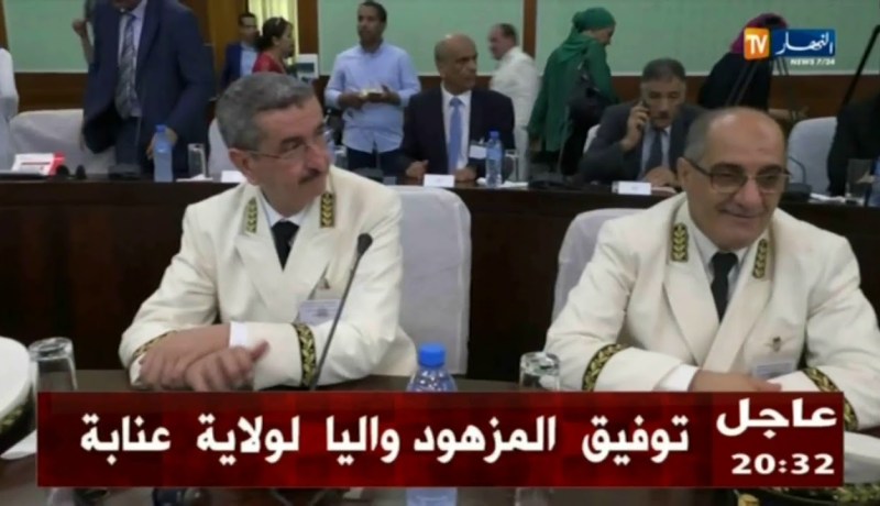 الرئيس بوتفليقة يجري حركة في سلك الولاة