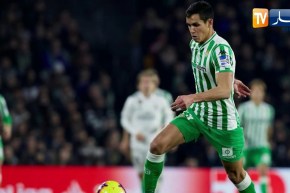 سيميوني يطالب إدارة أتلتيكو مدريد بالإسراع في حسم صفقة ماندي