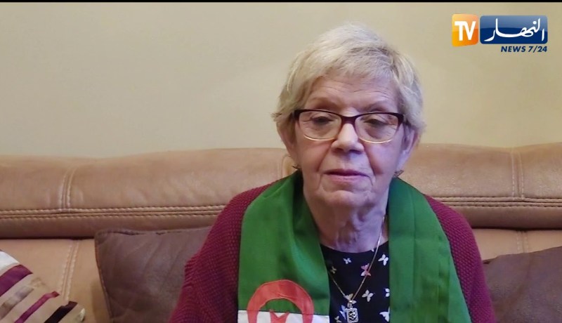 بين ثورة نوفمبر و22 فيفري هكذا تعايش المجاهدة ” بوعمامة ” الحراك
