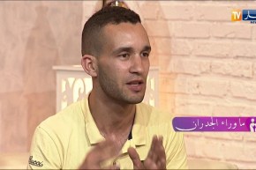 صدام : بابا كان يلبسلي لبسة تاع البنات ويسميني “فاتحة”..باش ماتعرفنيش يما..!!