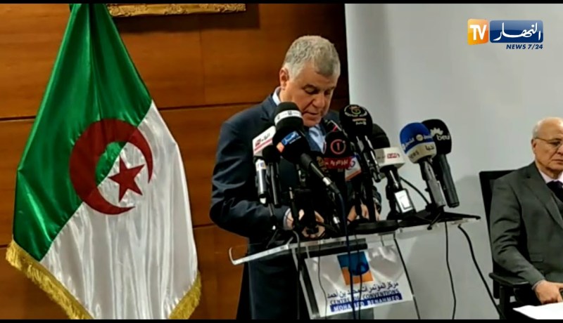 وزير الطاقة:” يجب القضاء على البيروقراطية وفتح المجال للأجانب للإستثمار أكثر”