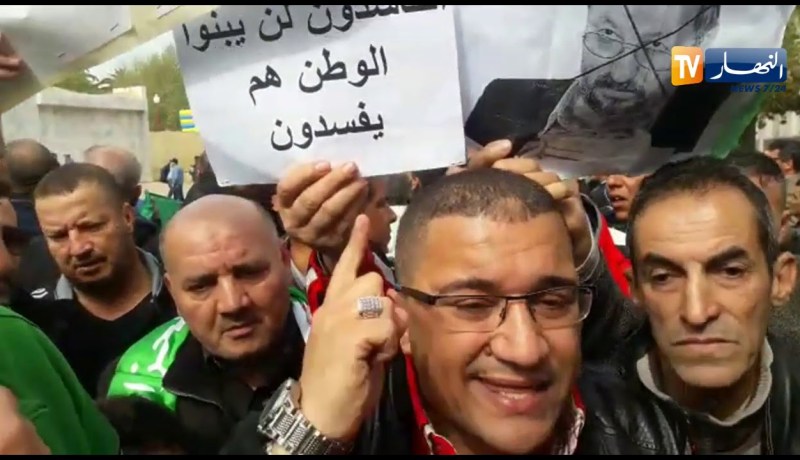 منع معارضي “سيدي السعيد” الدخول لدار الشعب ugta ويدخولون في مناوشات مع الموالين