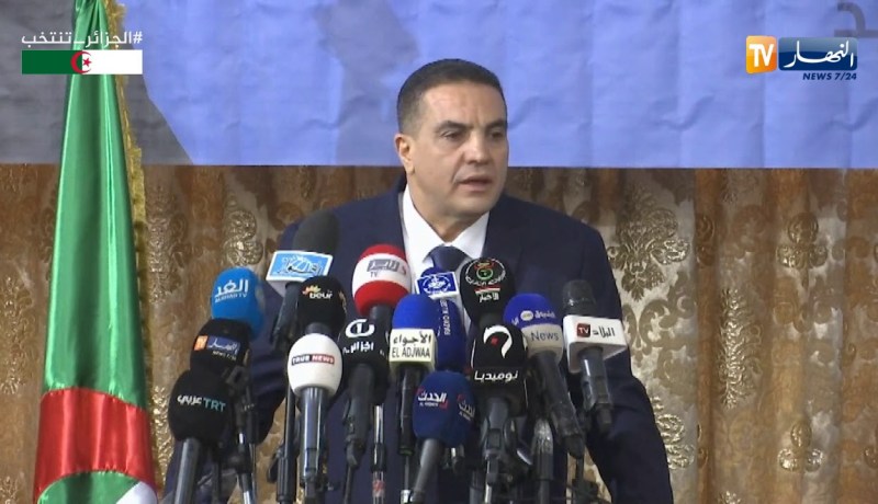 بلعيد: “الحل هو التشبث بالدستور ولابد من إحترامه”