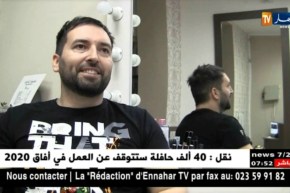 حلاق روسي يغتنم فرصة المونديال ليبدع في رسم شخصيات رياضية على رؤوس زبائنه