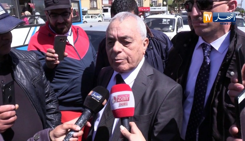 بوحجة: “الأفلان عندو رجالو..لازم يروحو باش نجيبو رجال شرعيين”