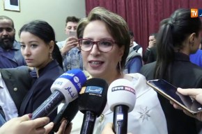وزيرة الثقافة: “هناك جلسات خاصة بالمسرح المحترف للنهوض بالمسرح الجزائري”