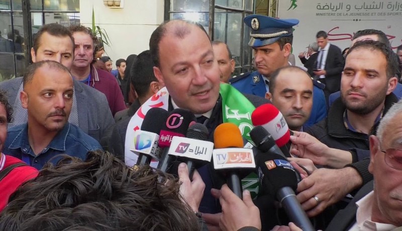 حطاب: بلماضي مربي وسمح في أموال كبيرة في قطر من أجل الألوان الوطنية