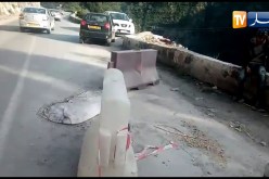 بجاية: شاهد عملية إعادة إصلاح بالطريق الوطني رقم 9 على خلفية إنزلاق التربة