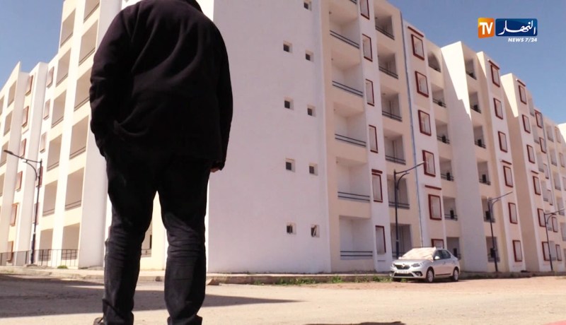 مجتمع: كلية عبد المومن للبيع.. والسبب ظروف قاهرة