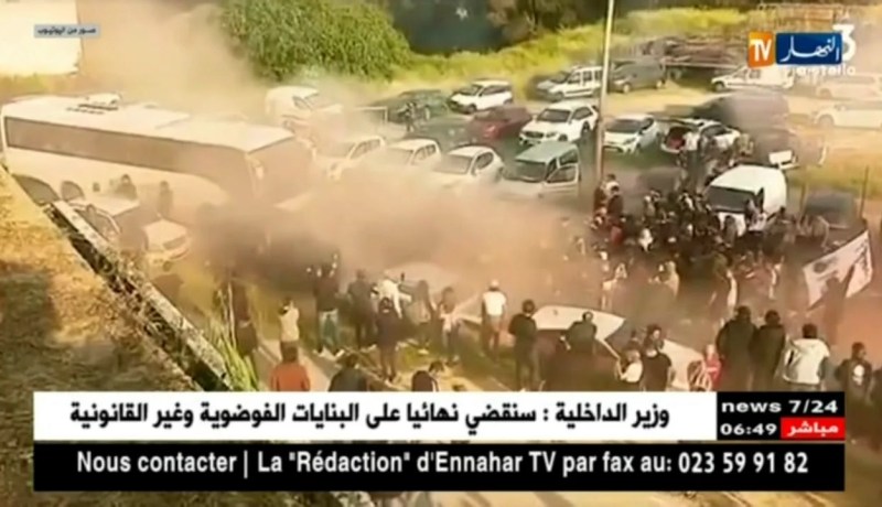 فرحات ولوهافر يتعرضون للرشق و الرابطة الفرنسية تؤجل مباراة أجاكسيو